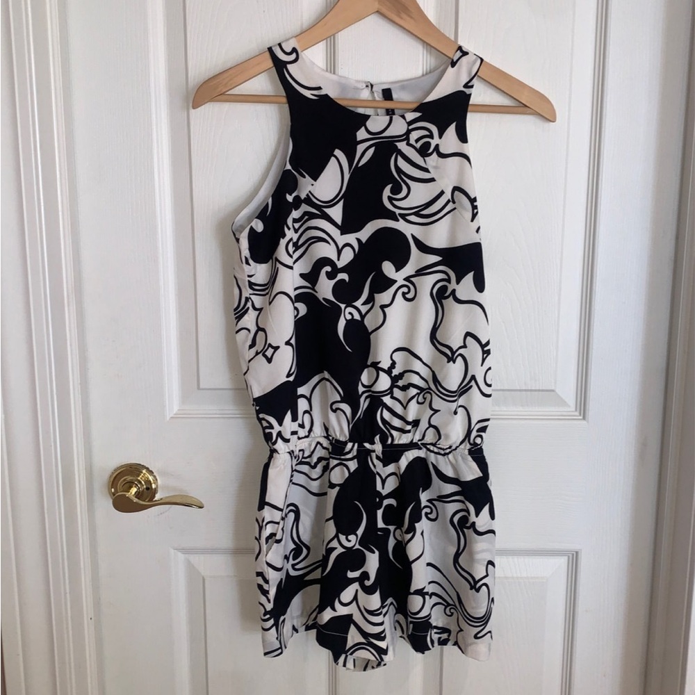 Walter Baker Printed Keyhole Romper